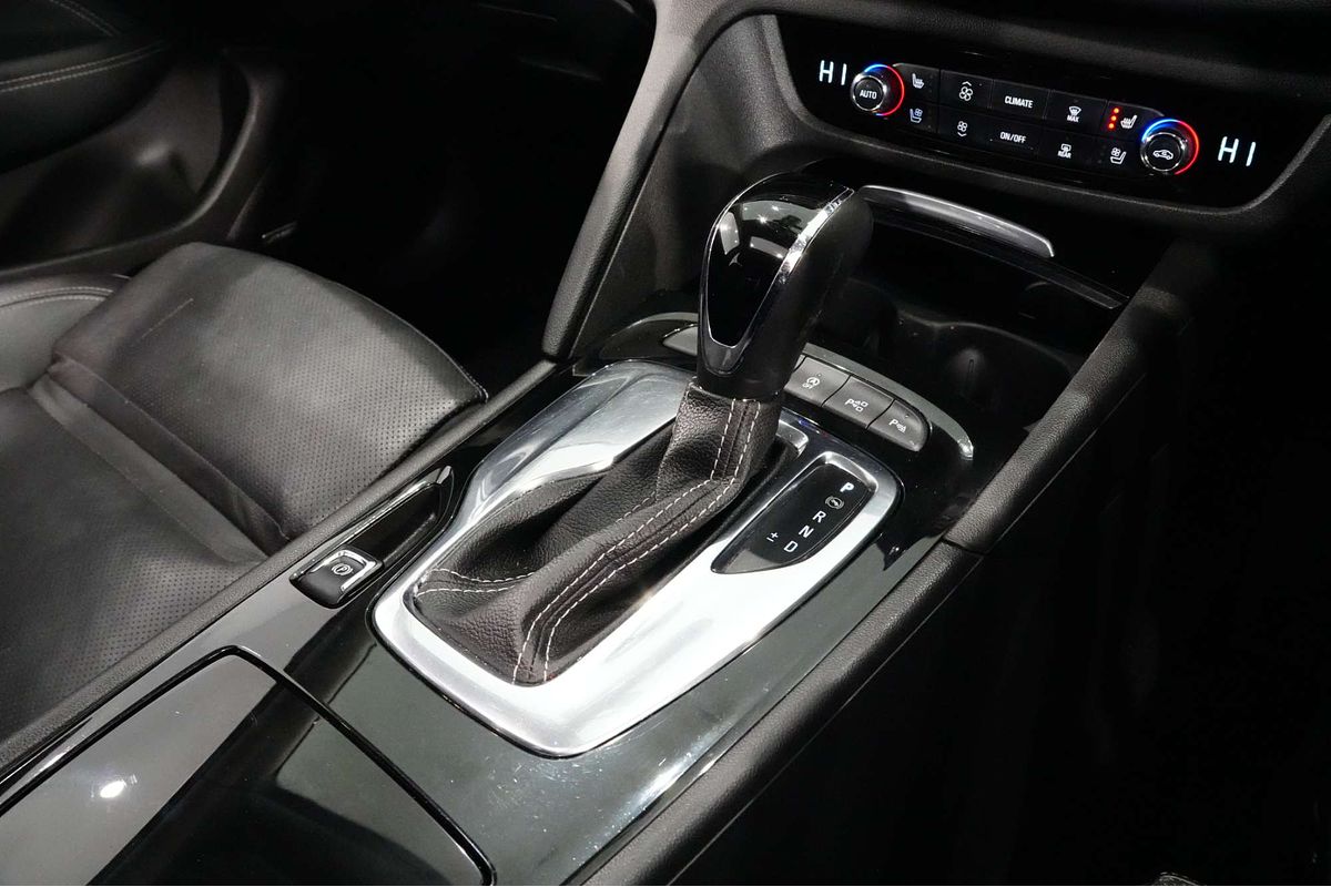 2018 Holden Calais V ZB
