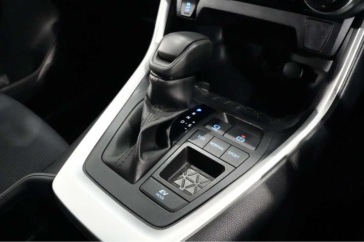 2021 Toyota RAV4 GX AXAH54R
