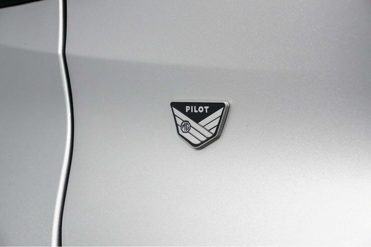 2023 MG ZST Vibe