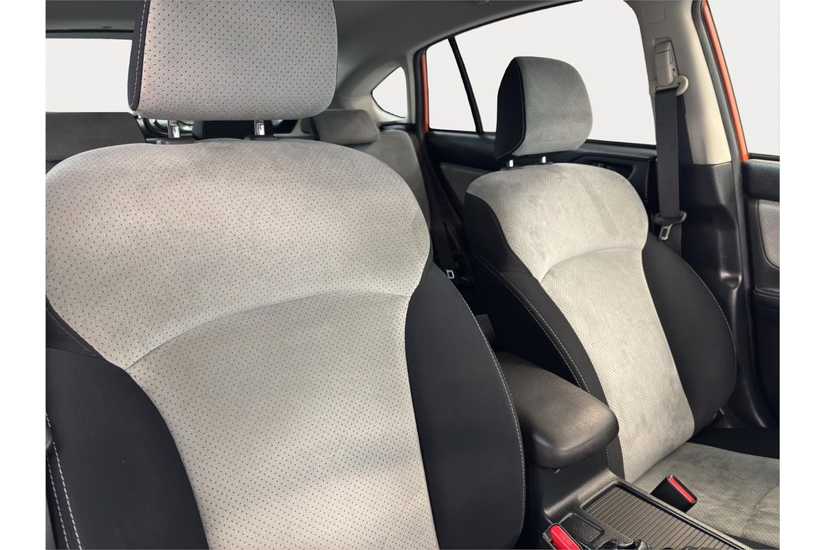2014 Subaru XV 2.0i-L Eyesight AWD G4X