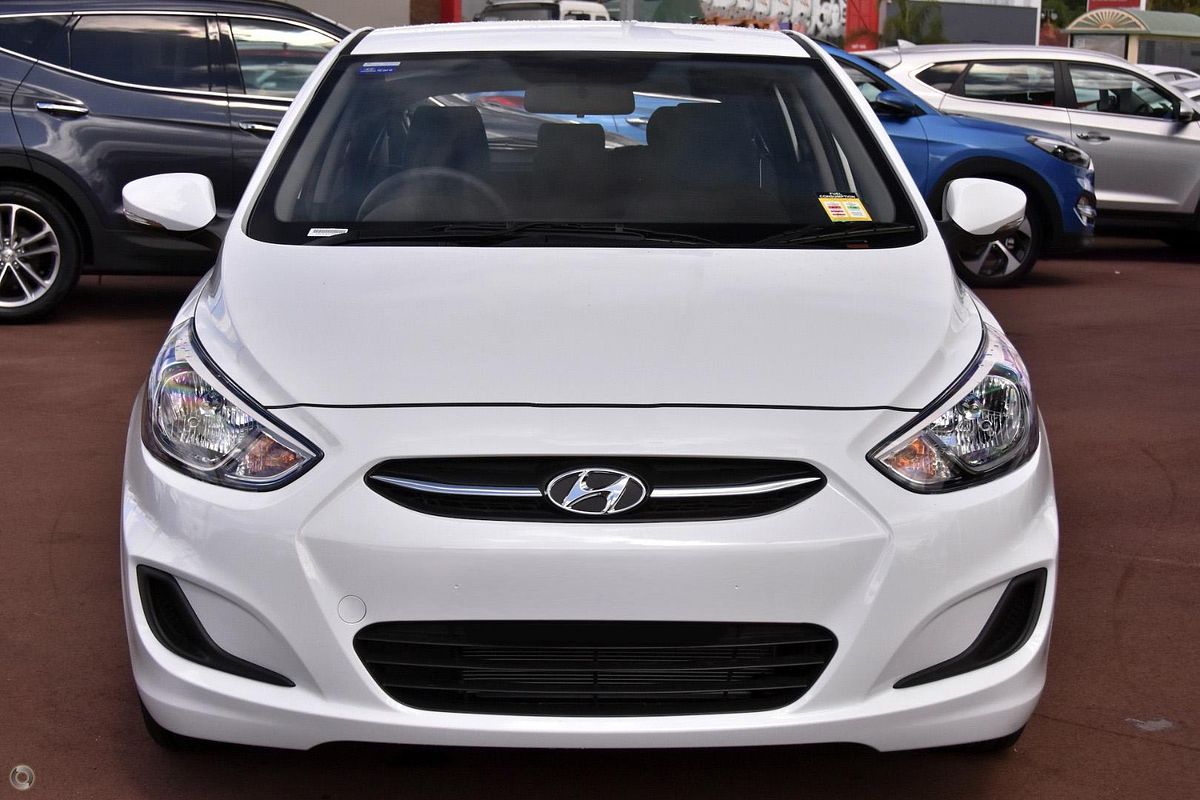 2017 Hyundai Accent Active RB4