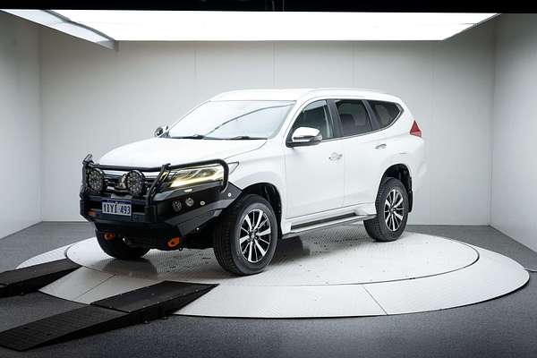 2017 Mitsubishi Pajero Sport Exceed QE