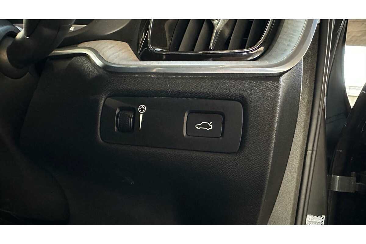 2017 Volvo XC60 D4 Inscription