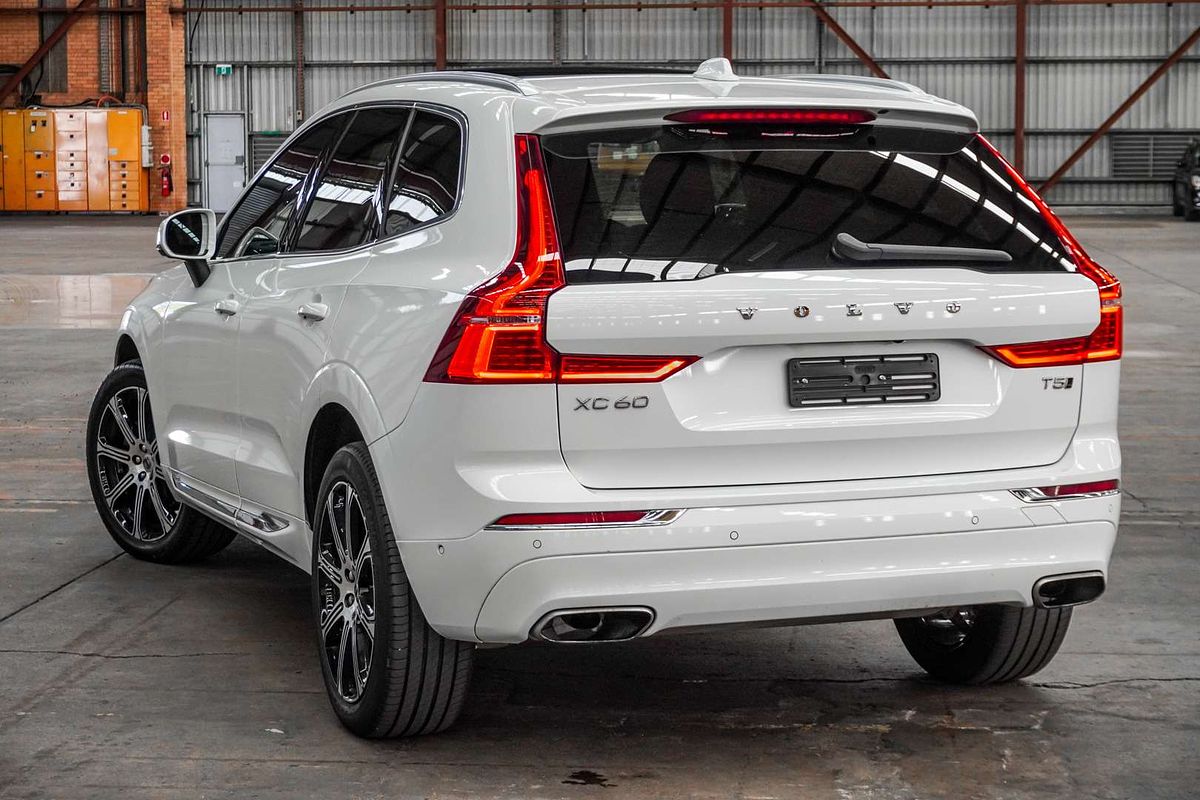 2021 Volvo XC60 T5 Inscription
