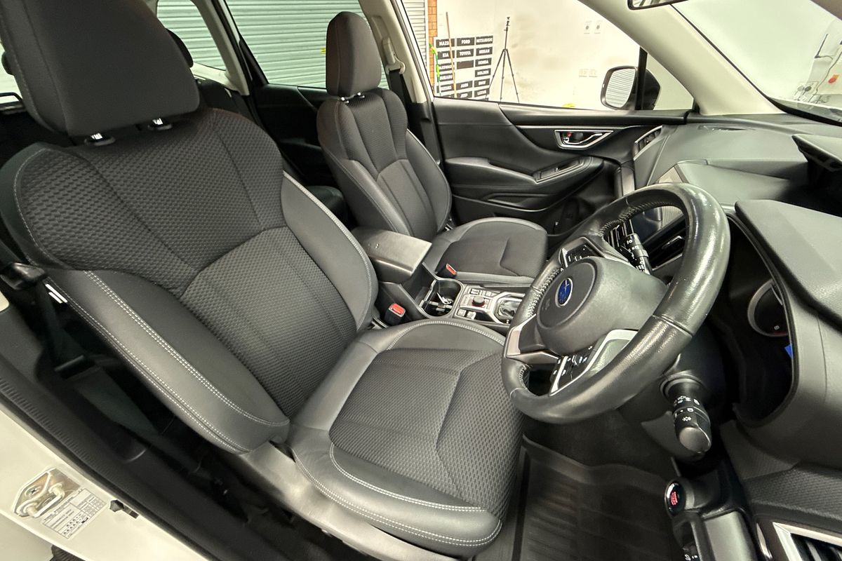 2020 Subaru Forester 2.5i Premium S5