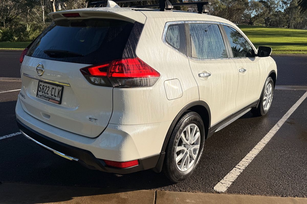2017 Nissan X-TRAIL ST T32