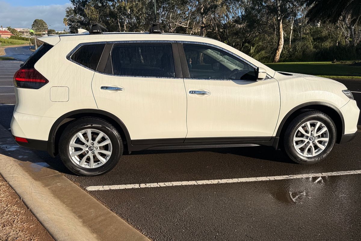 2017 Nissan X-TRAIL ST T32