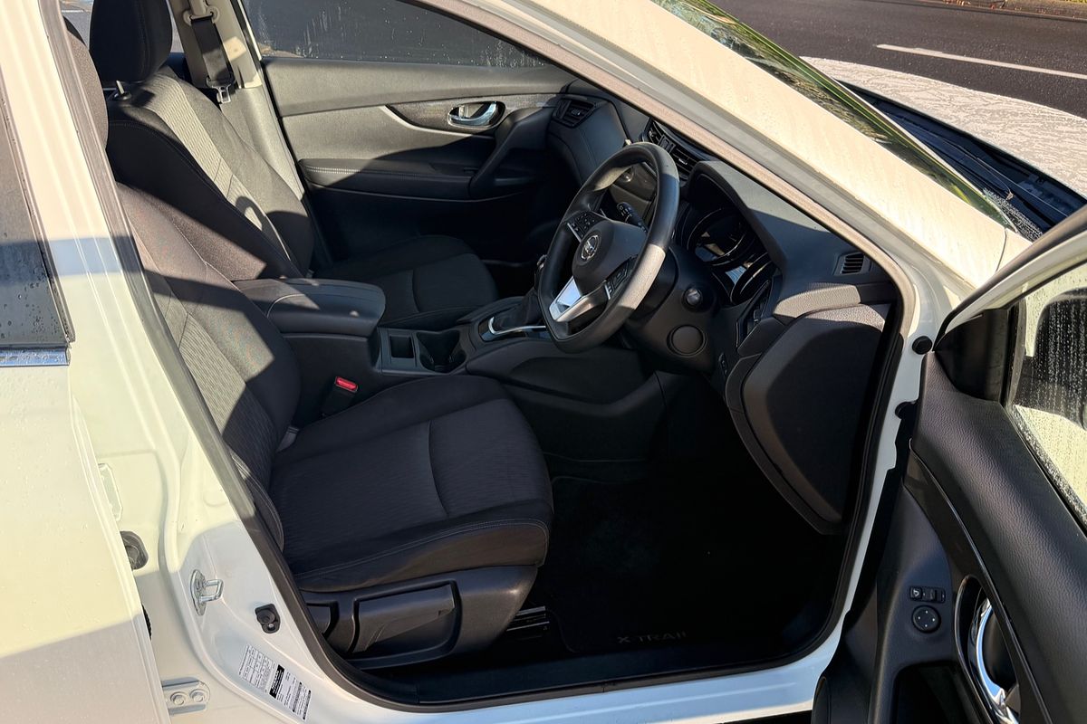 2017 Nissan X-TRAIL ST T32