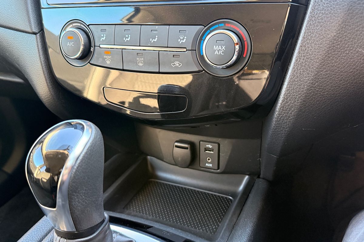 2017 Nissan X-TRAIL ST T32