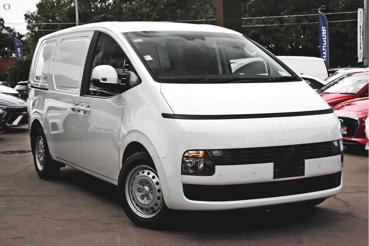 2026 Hyundai STARIA