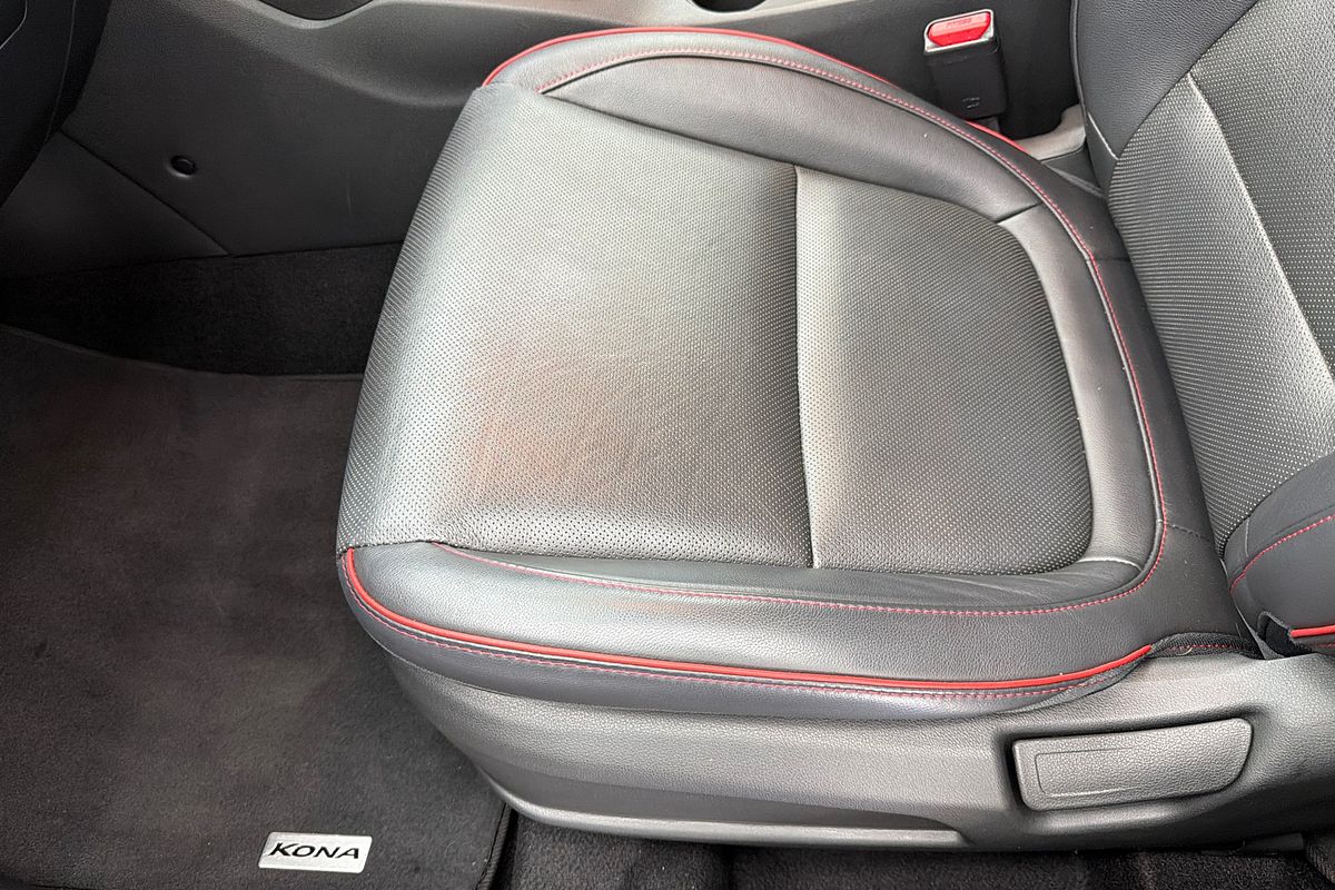 2020 Hyundai Kona Elite OS.3