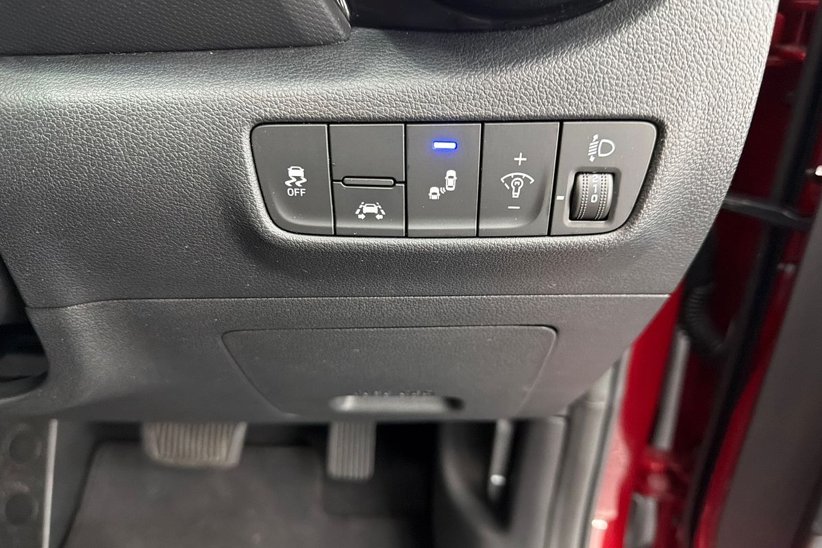 2020 Hyundai Kona Elite OS.3