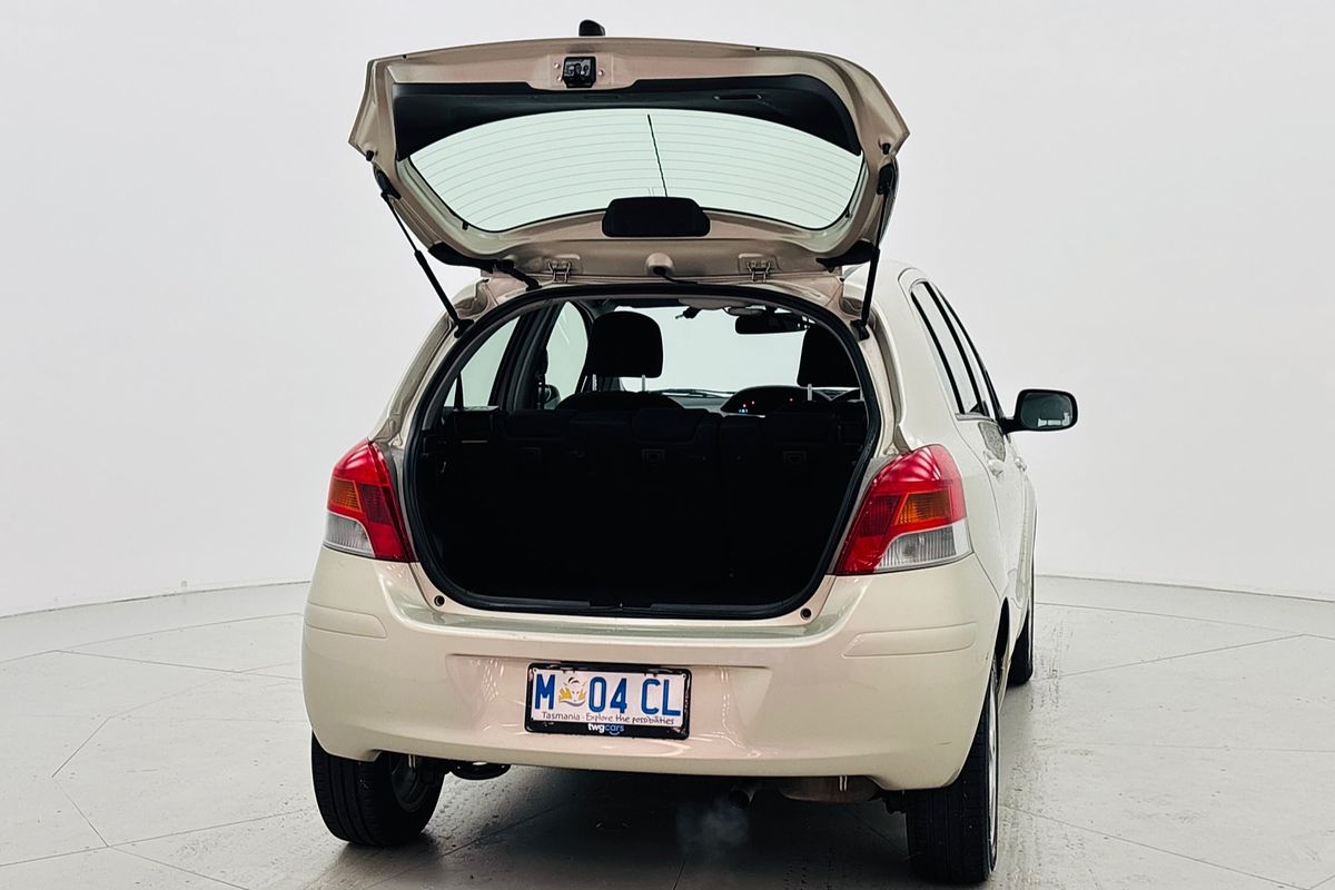 Yaris YRS 1.5L Petrol Manual 5 Door Hatch
