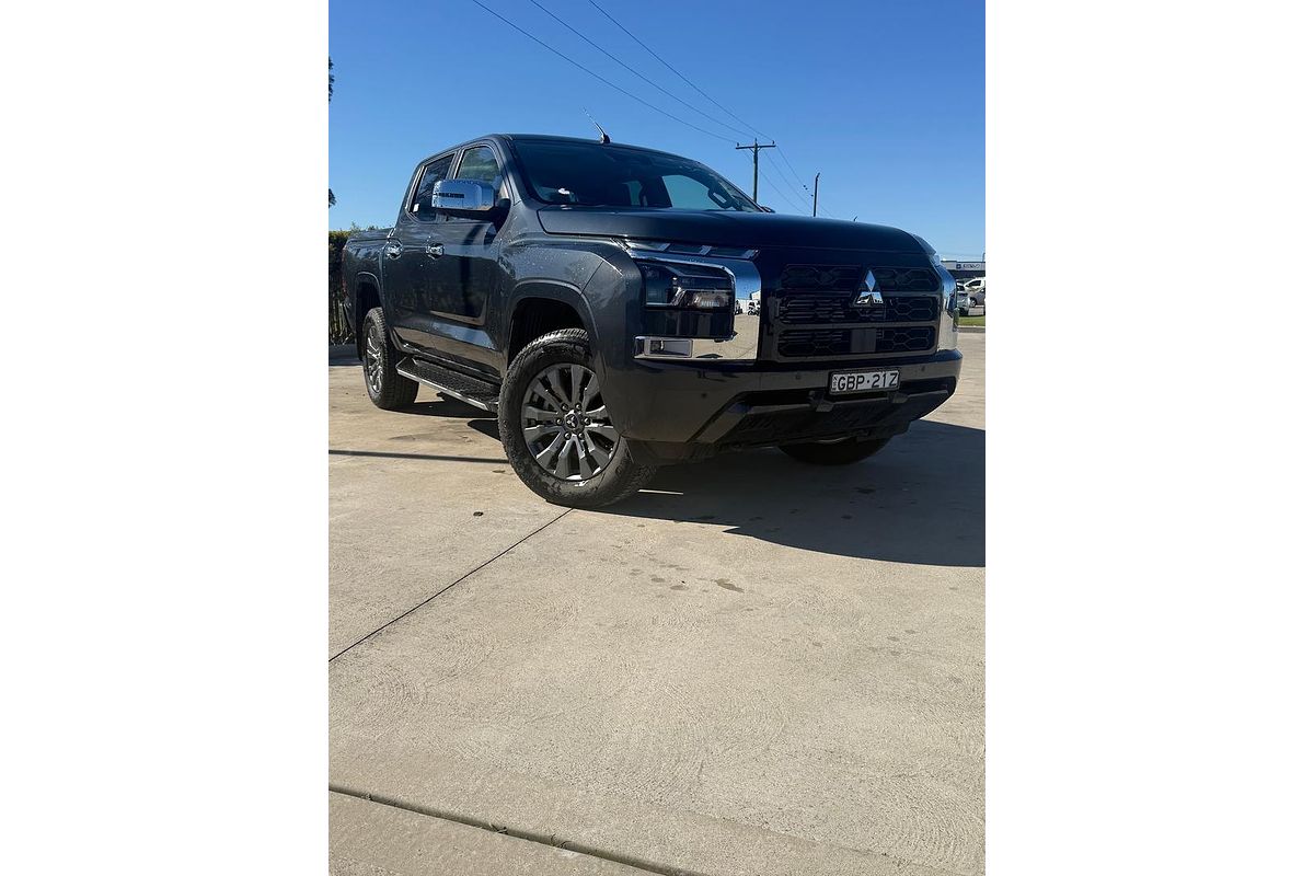 2025 Mitsubishi Triton GLS MV 4X4