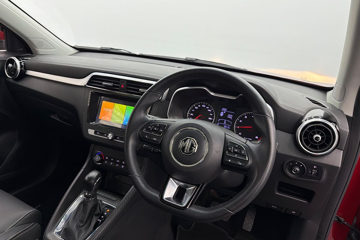 2020 MG ZS Essence AZS1