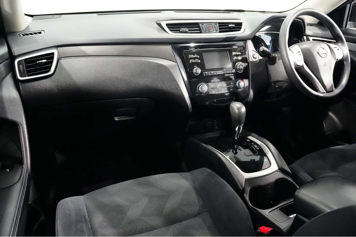 2016 Nissan X-TRAIL ST N-SPORT Black T32