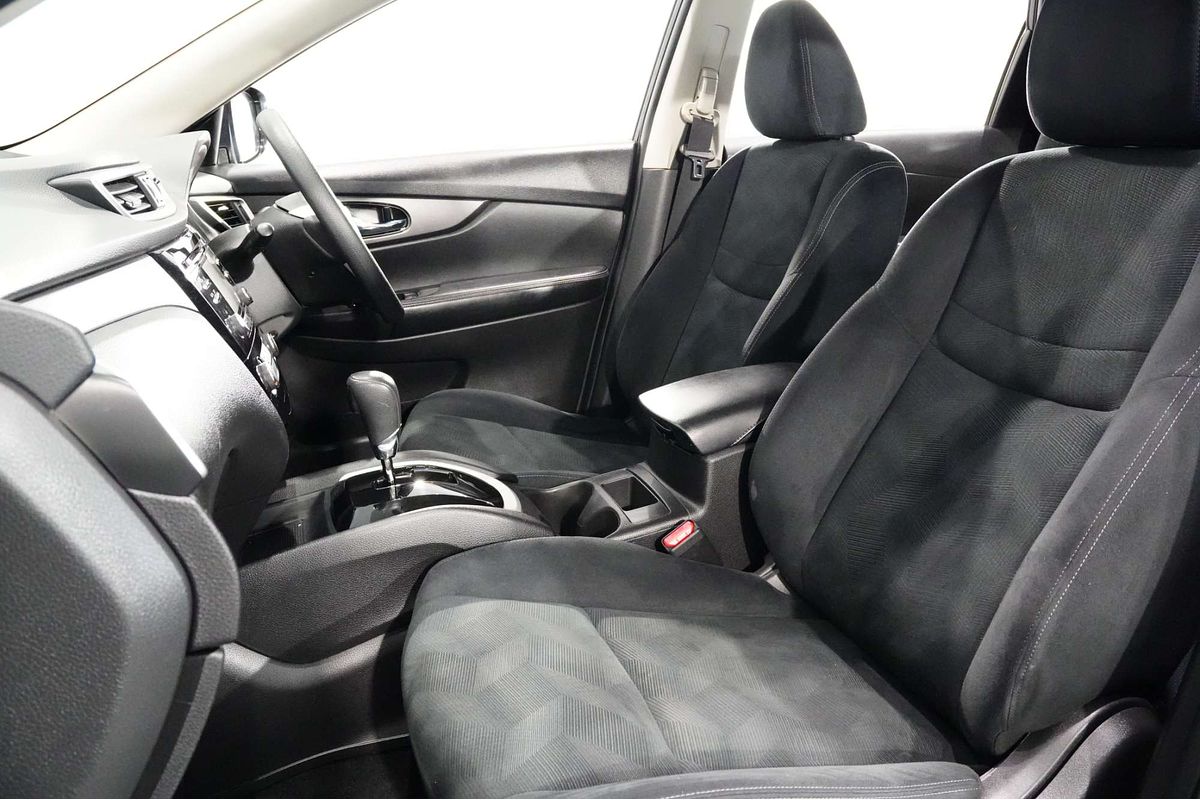 2016 Nissan X-TRAIL ST N-SPORT Black T32