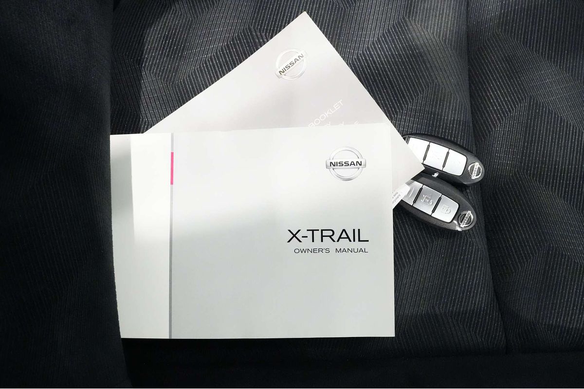 2016 Nissan X-TRAIL ST N-SPORT Black T32