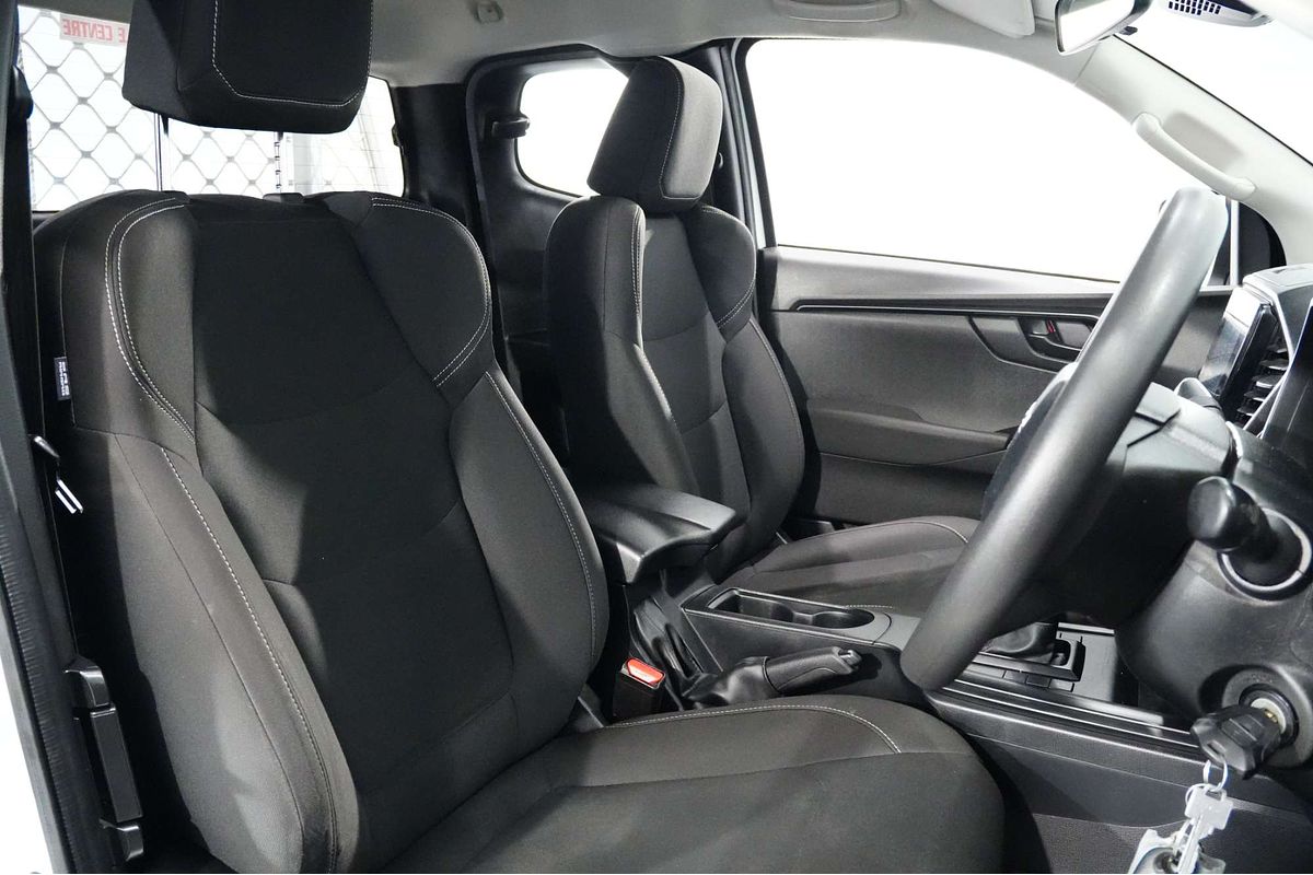 2020 Isuzu D-MAX SX High Ride Rear Wheel Drive