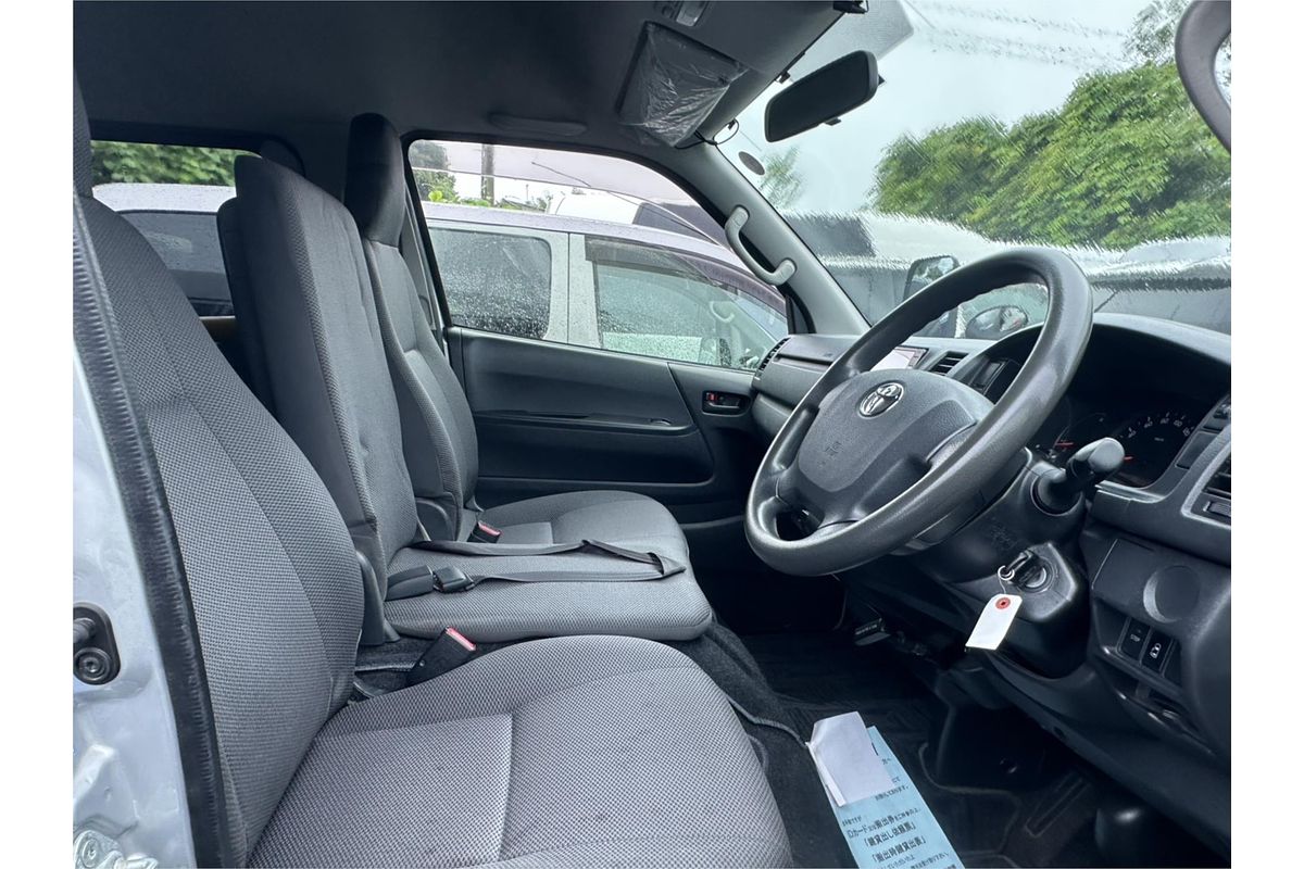 2016 Toyota Hiace Welcab 4WD
