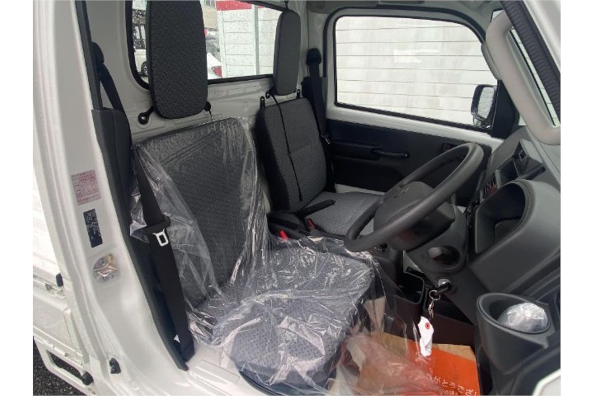 2024 Suzuki Carry KC 4WD
