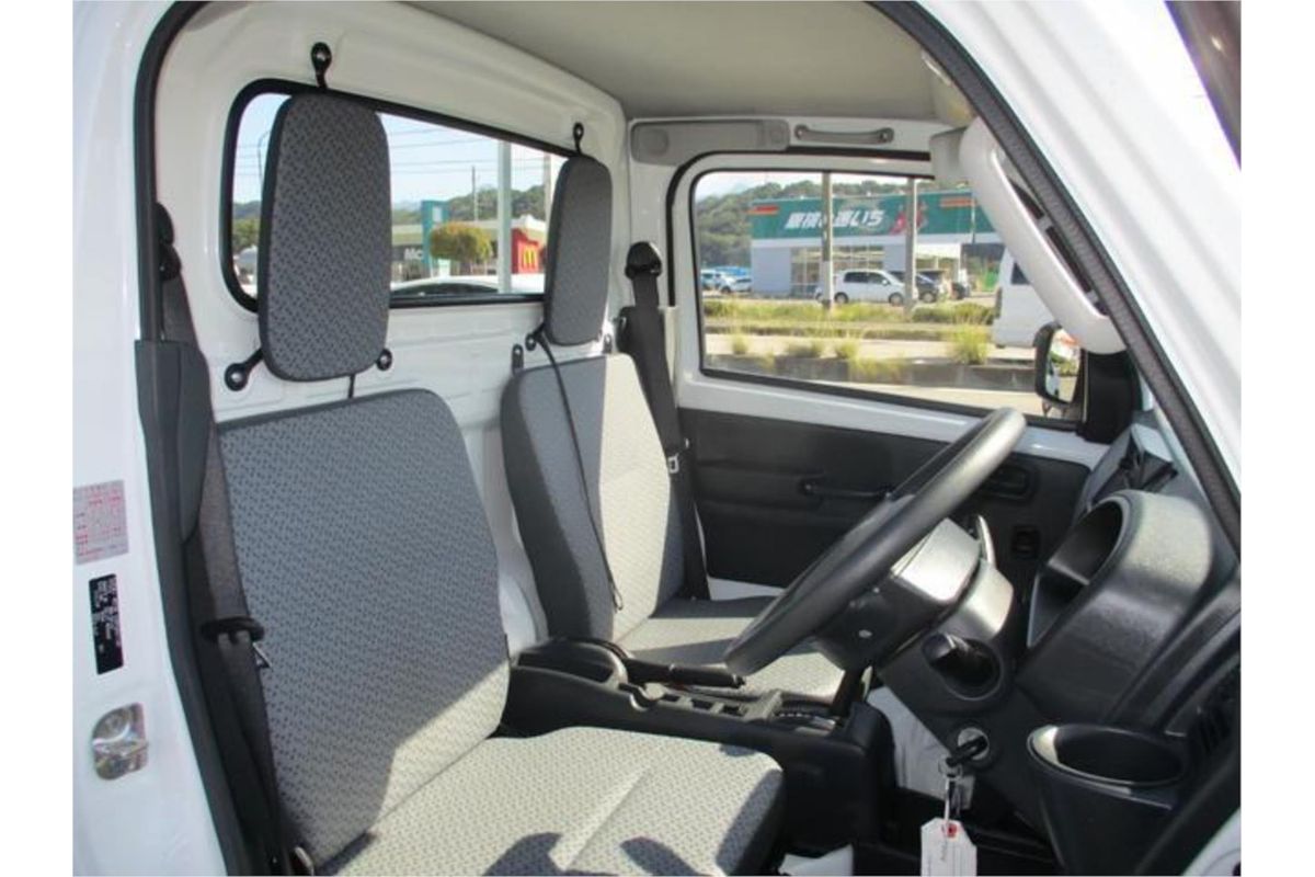 2024 Suzuki Carry KC 4WD