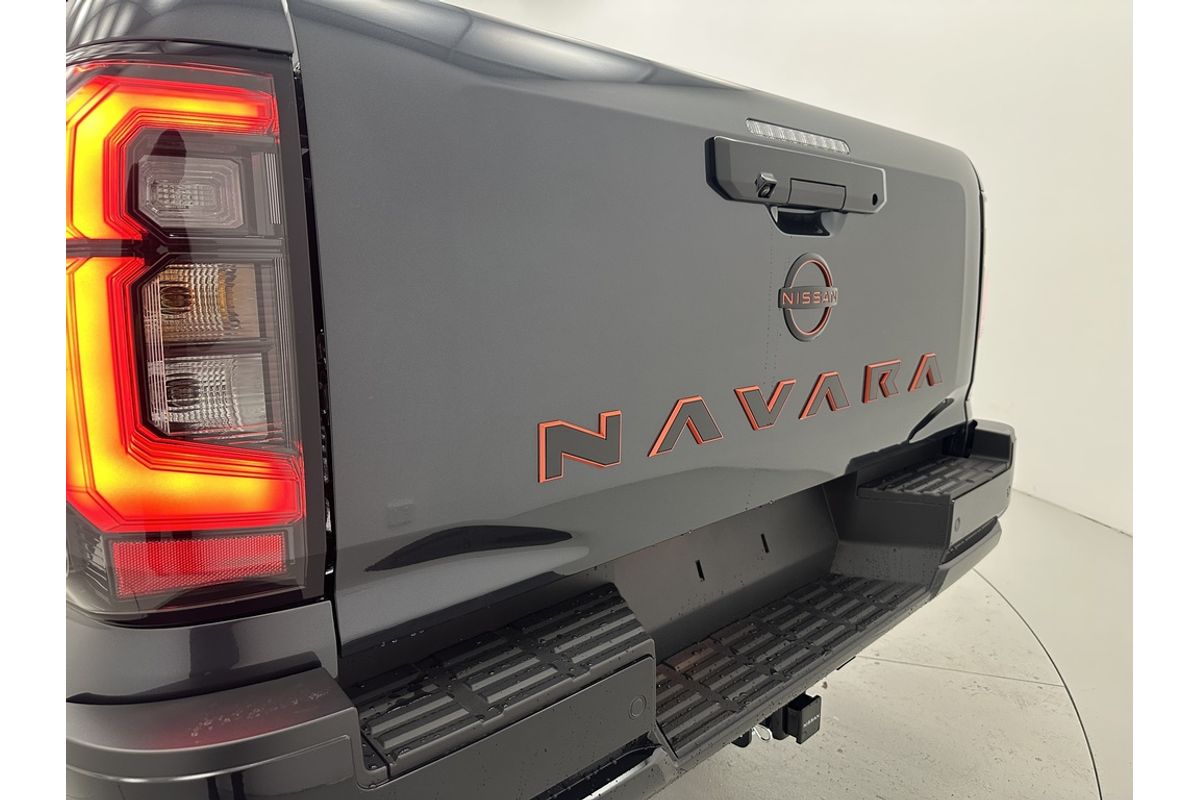 Nissan NAVARA 4X4 2.4 DSL AUTO DC P4X