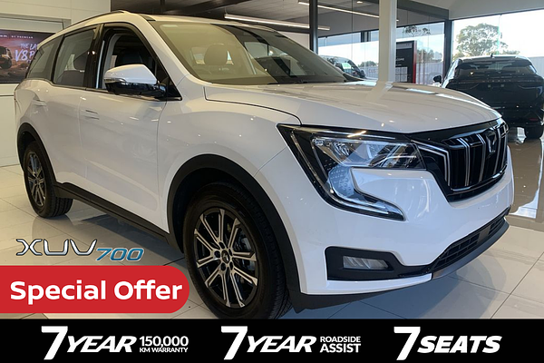 2025 Mahindra XUV700 AX7L