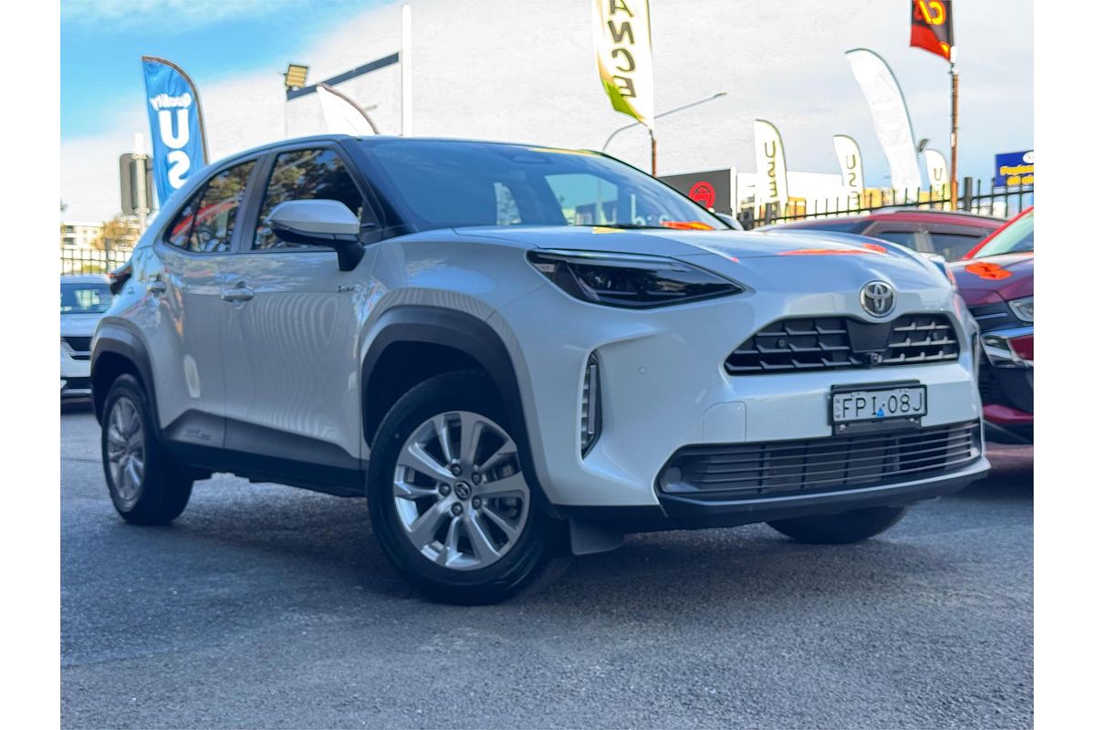 2025 Toyota Yaris Cross GXL MXPJ10R