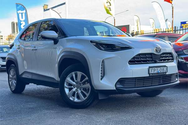 2025 Toyota Yaris Cross GXL MXPJ10R