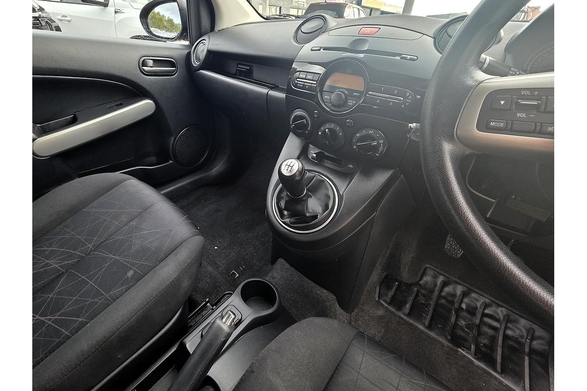 2011 Mazda 2 Neo DE Series 1