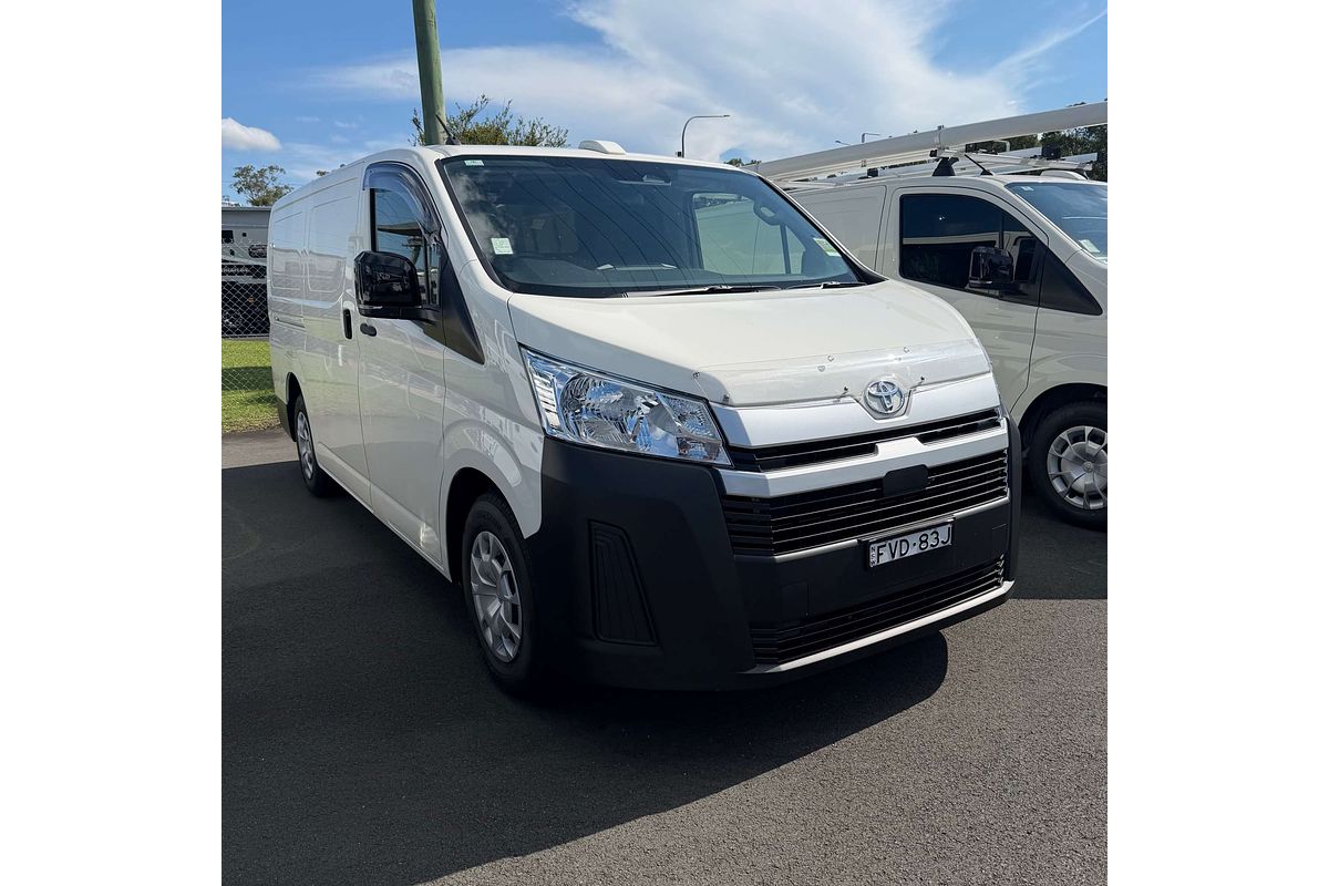 2025 Toyota Hiace GDH300R LWB