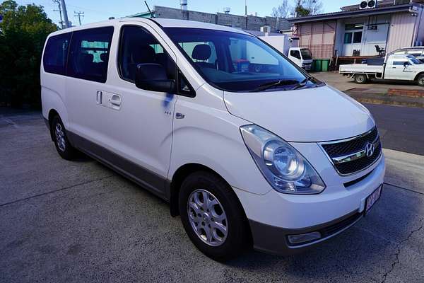 2013 Hyundai iMax TQ-W