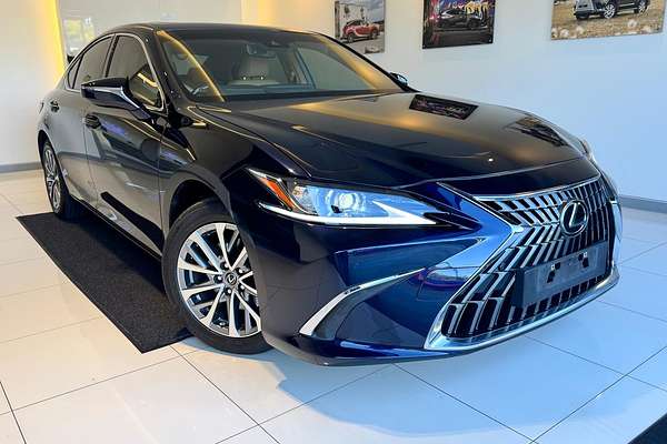2021 Lexus ES ES250 Luxury AXZA10R