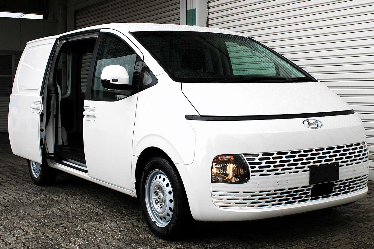 2023 Hyundai STARIA LOAD US4.V2