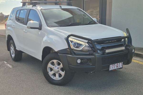 2019 Isuzu MU-X LS-M