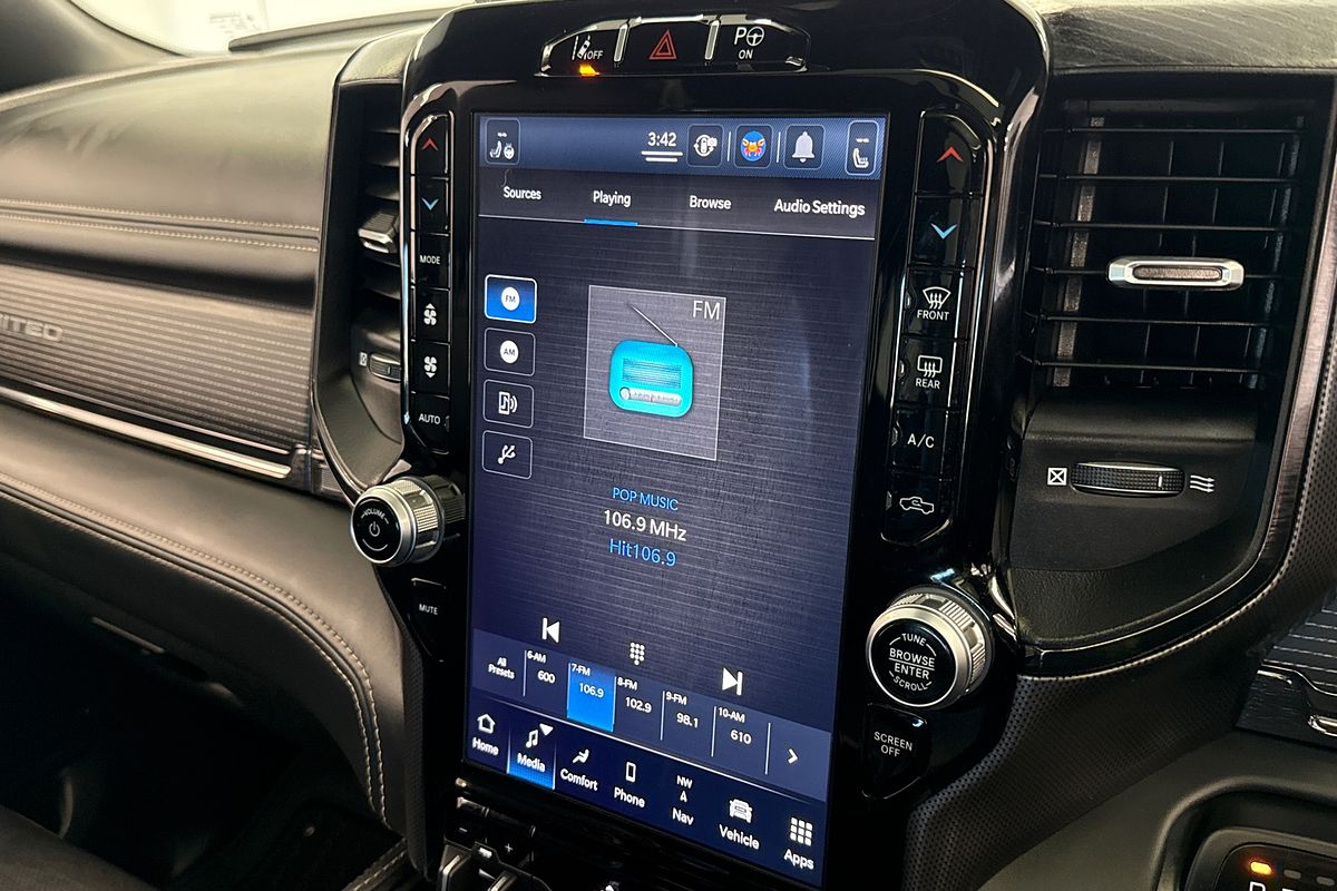 2022 RAM 1500 Limited RamBox DT 4X4 SWB