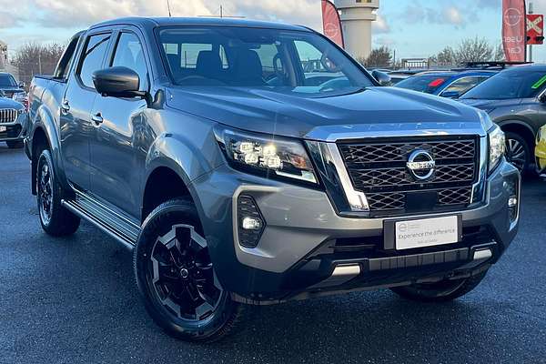 2025 Nissan Navara ST-X D23 4X4