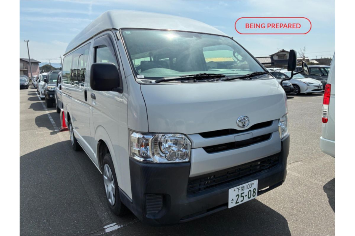 2019 Toyota Hiace DX Justlow