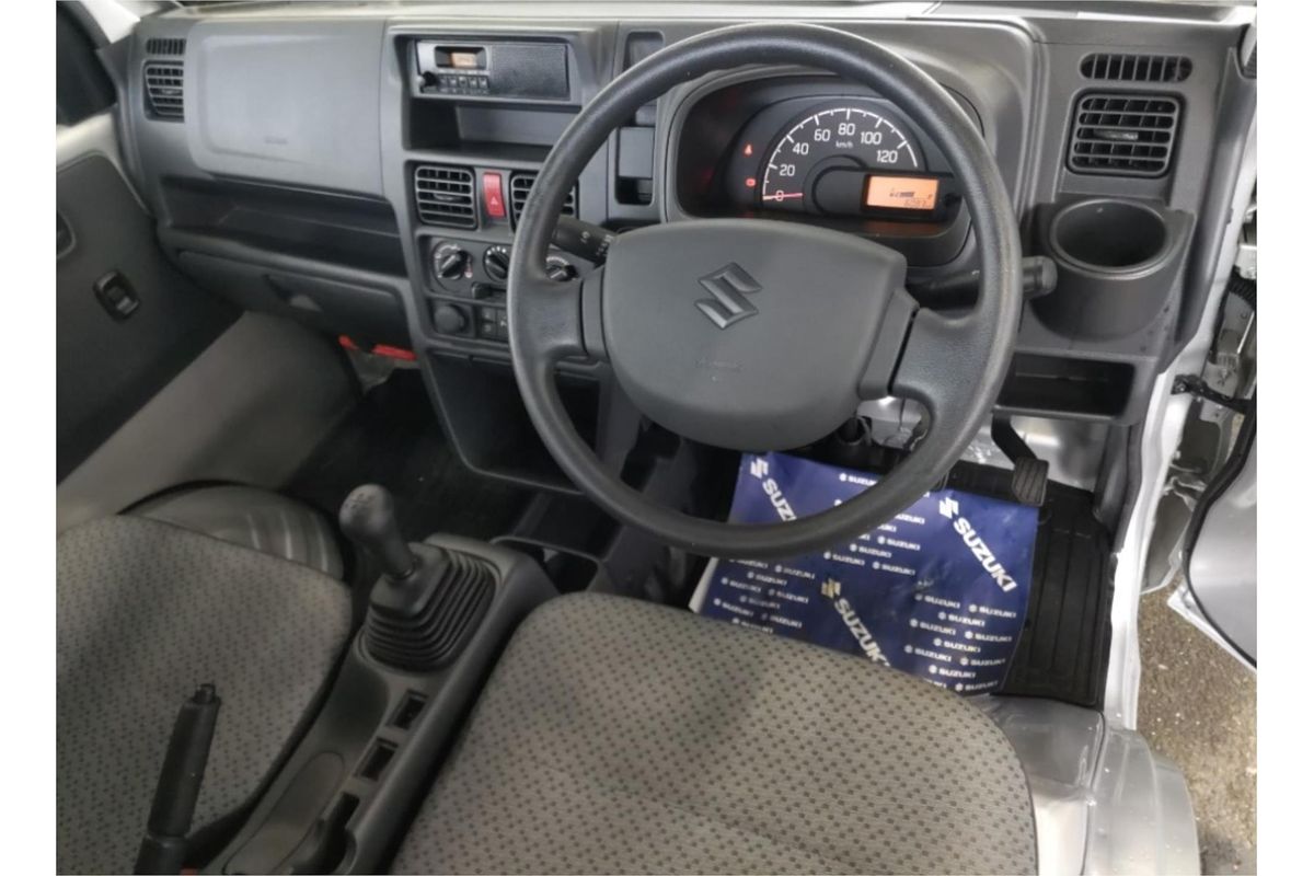 2025 Suzuki Carry KC 4WD