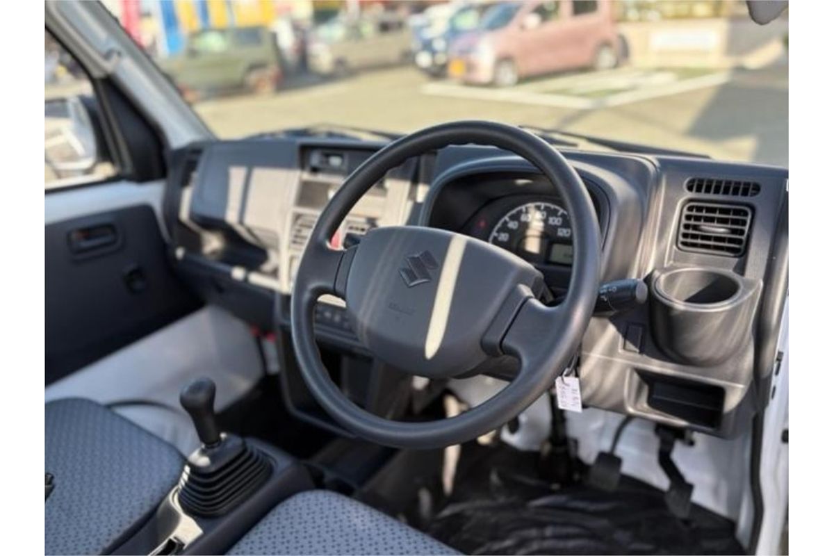 2024 Suzuki Carry KC 4WD