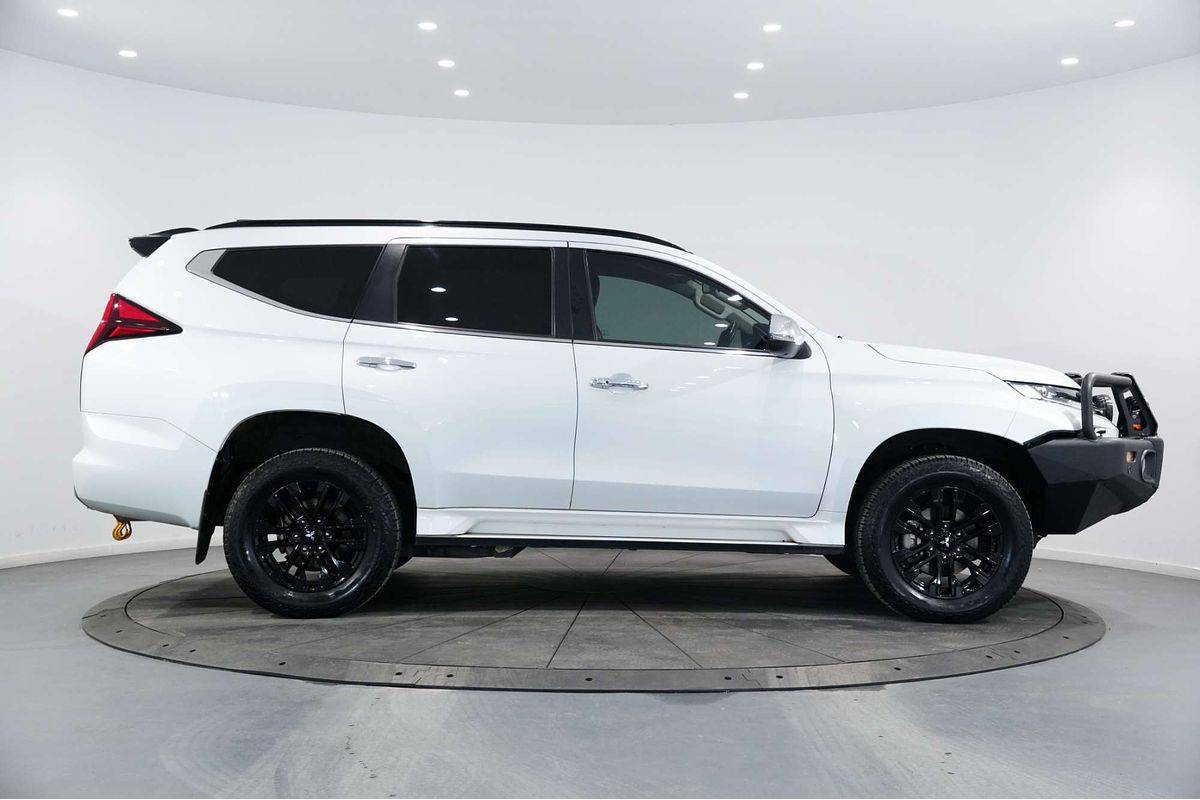 2022 Mitsubishi Pajero Sport GSR QF