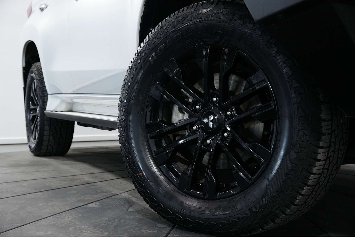 2022 Mitsubishi Pajero Sport GSR QF