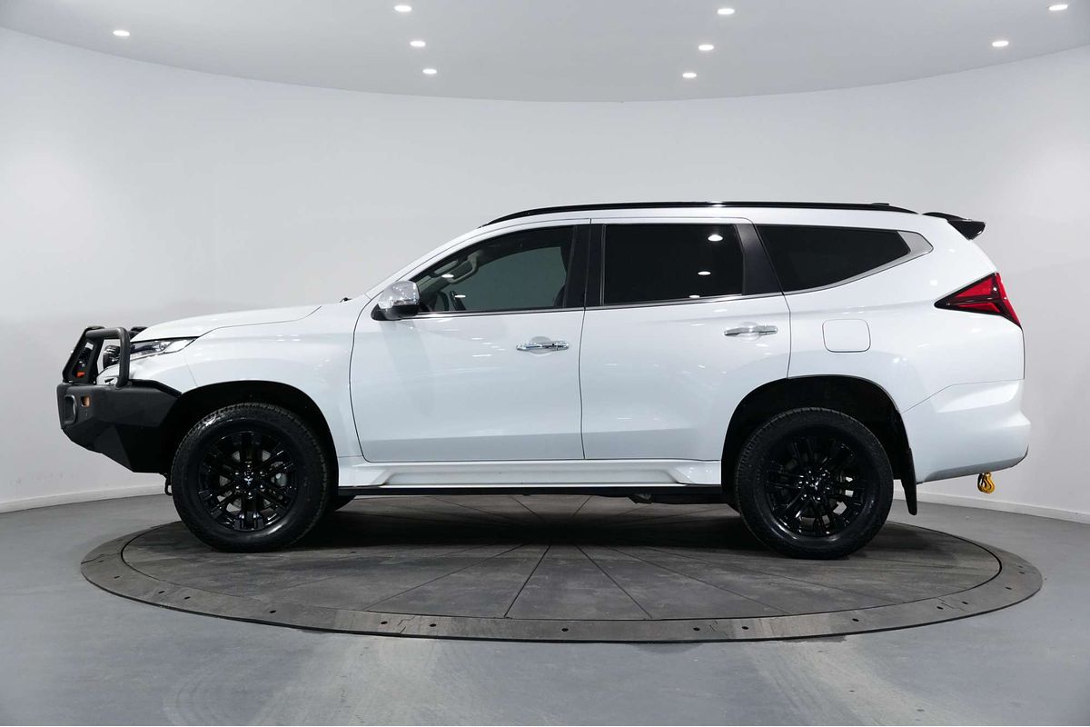 2022 Mitsubishi Pajero Sport GSR QF
