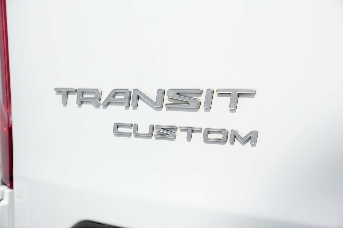 2018 Ford Transit Custom 300S VN SWB Low Roof