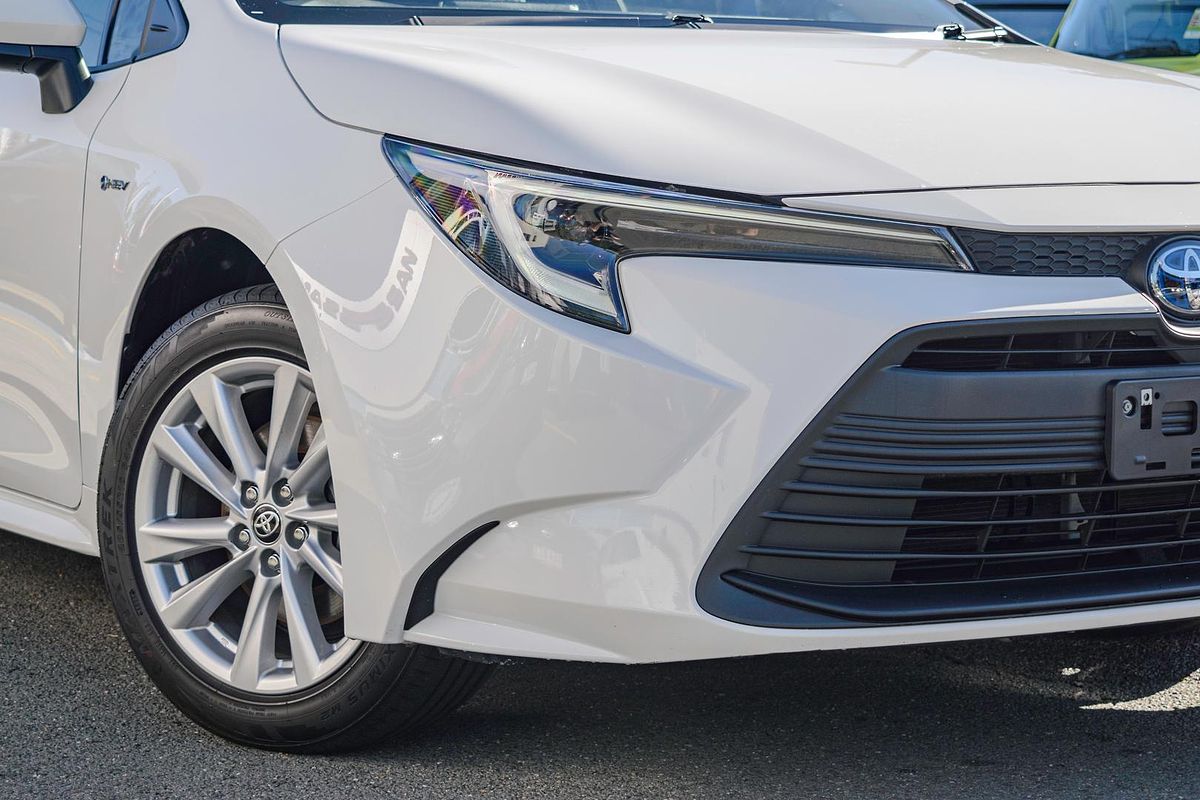2025 Toyota Corolla Ascent Sport Hybrid ZWE219R