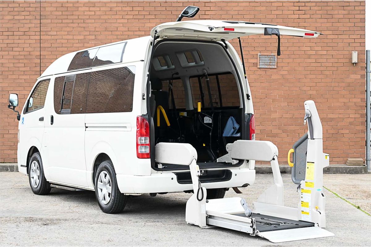 2013 Toyota Hiace DX Welcab TRH200
