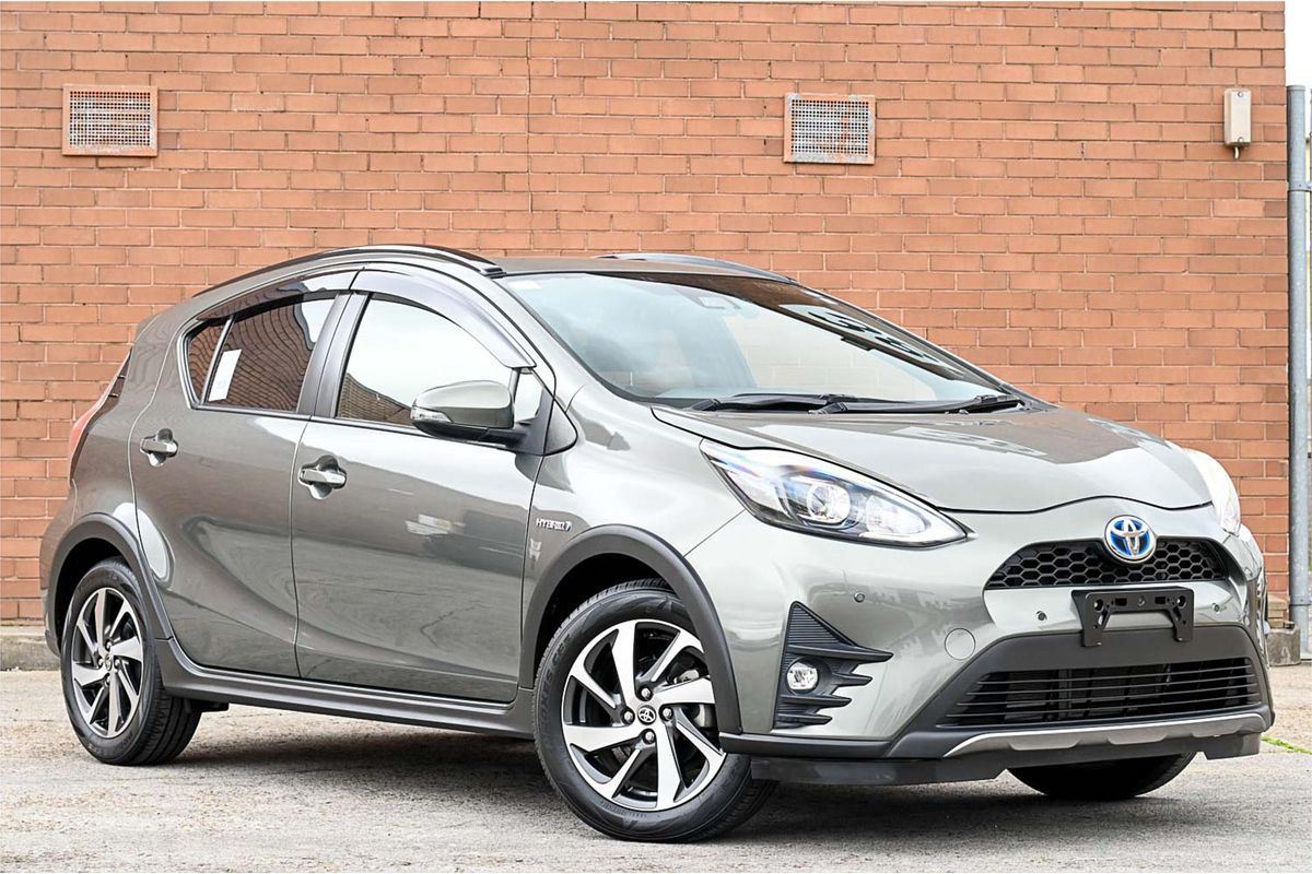 2019 Toyota Aqua G NHP10
