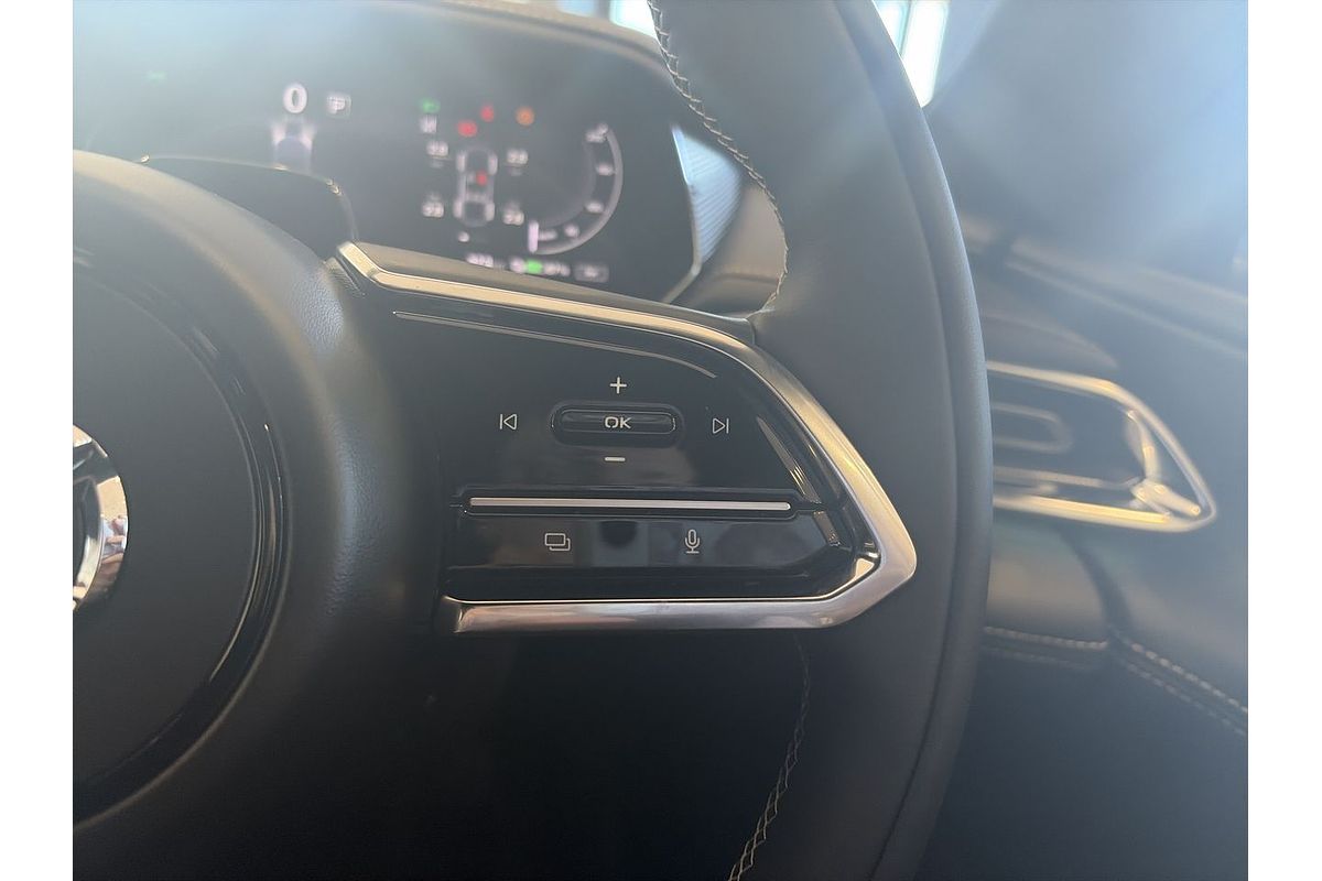2026 Mazda 6e E35 GT