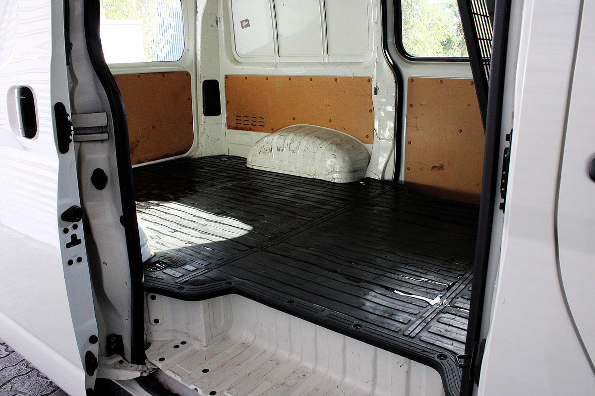 2022 Toyota Hiace GDH300R LWB